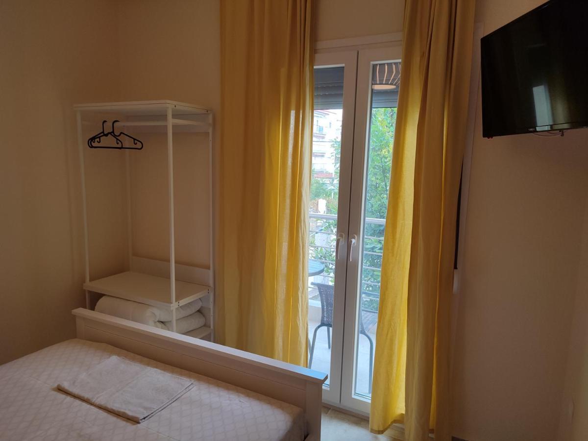 Estrella Rooms Nea Kallikrateia 外观 照片