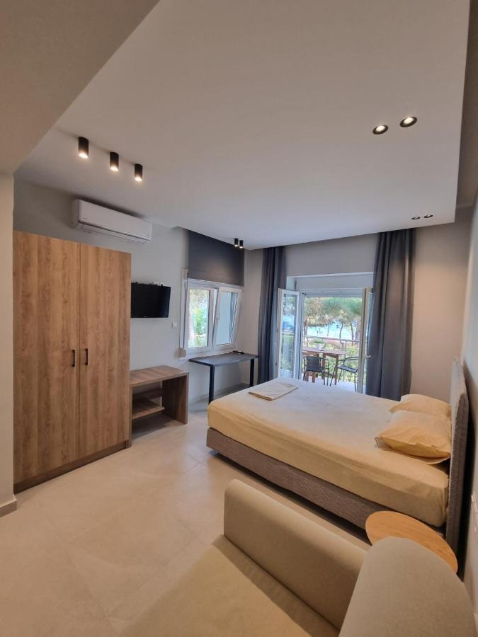 Estrella Rooms Nea Kallikrateia 外观 照片
