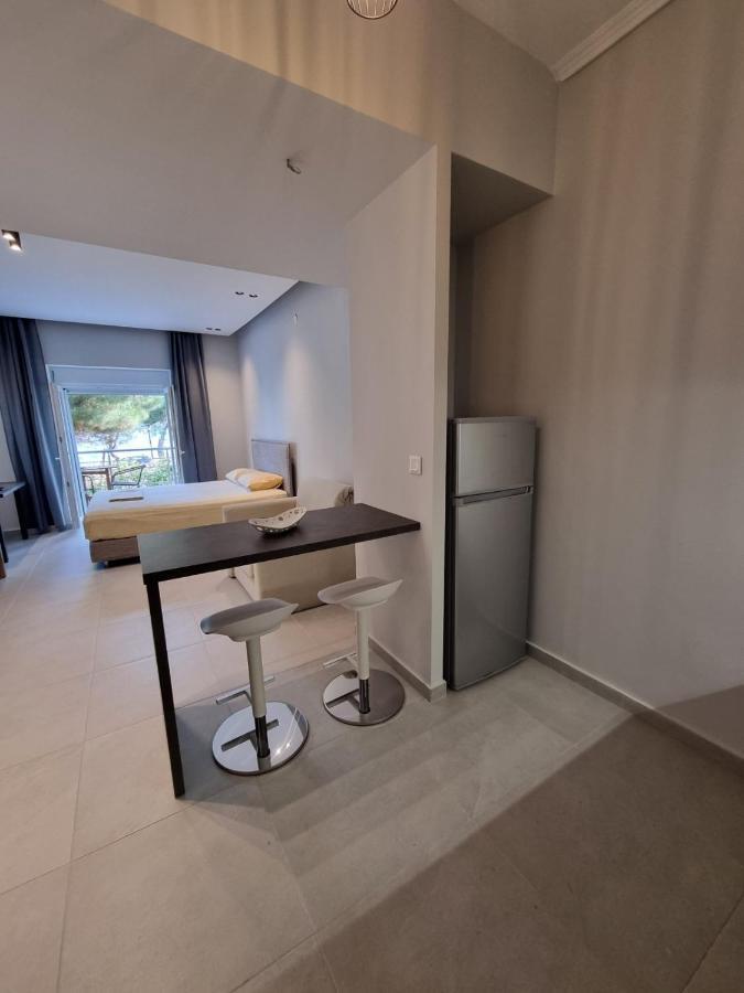 Estrella Rooms Nea Kallikrateia 外观 照片