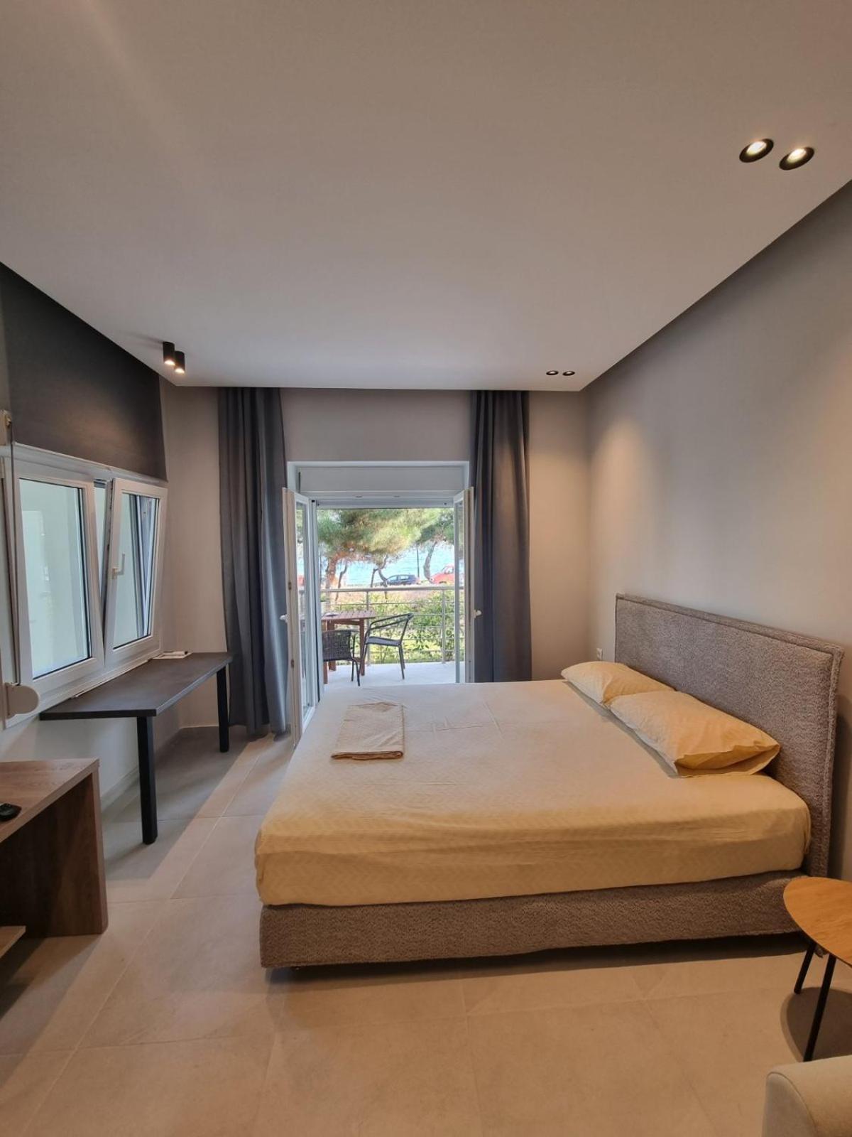 Estrella Rooms Nea Kallikrateia 客房 照片