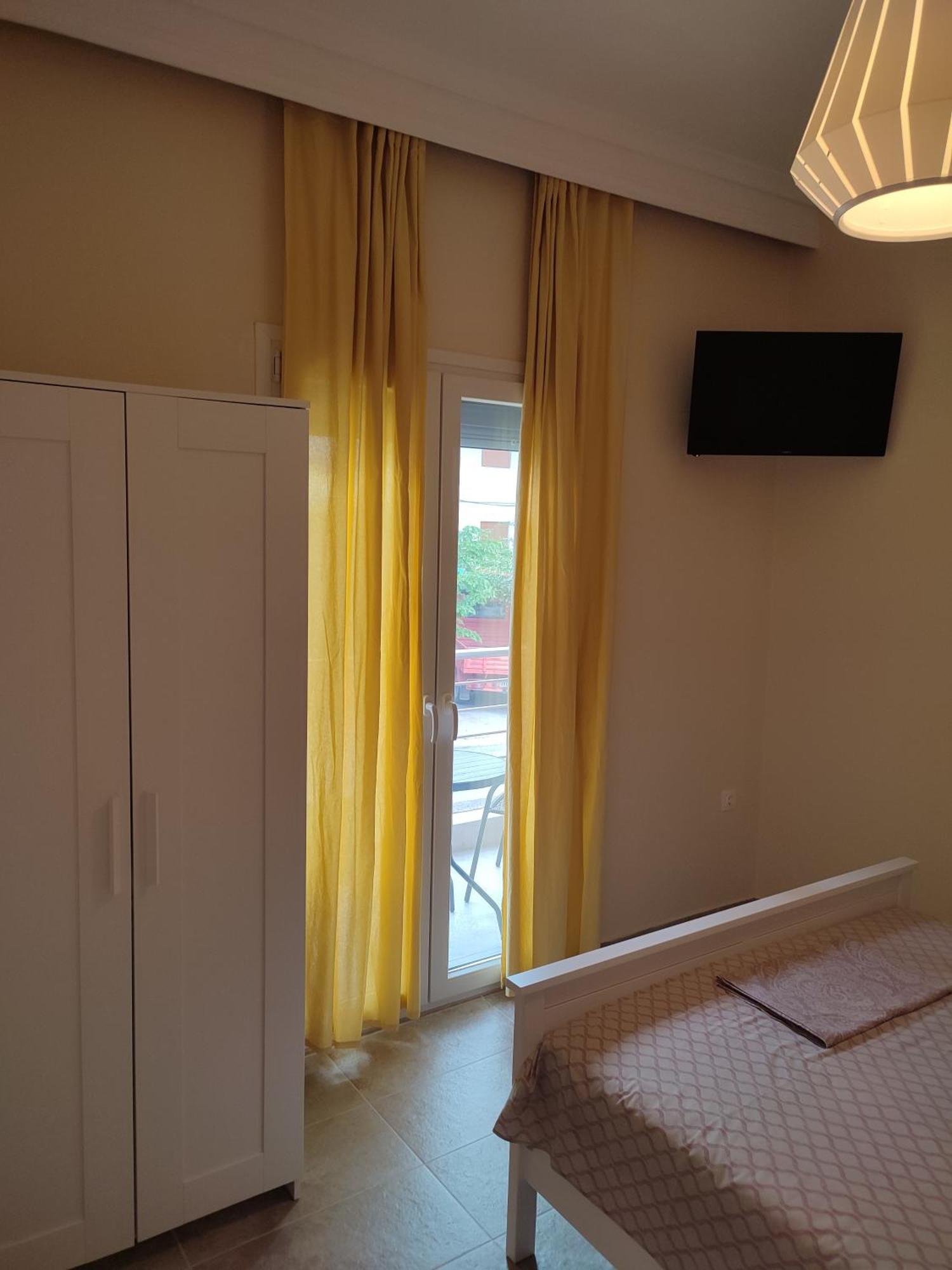 Estrella Rooms Nea Kallikrateia 客房 照片